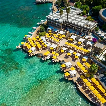 فندق Maja Luxury ألاتشاتي